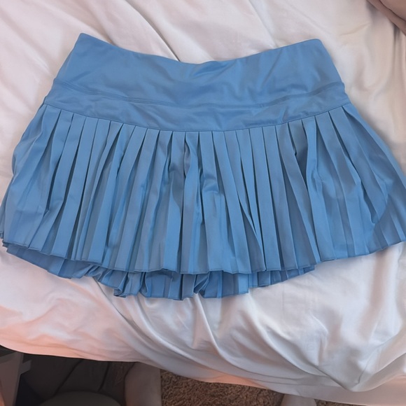 Goldhinge skirt - Picture 3 of 3